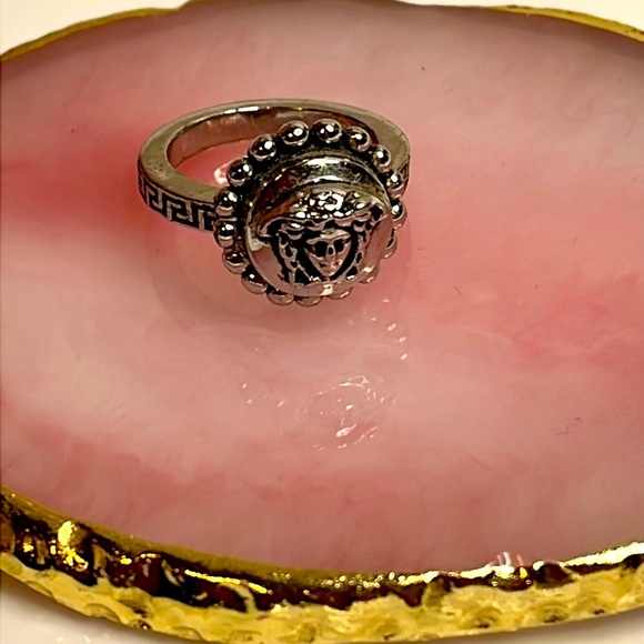 VERSACE VINTAGE MEDUSA RING - Picture 1 of 8